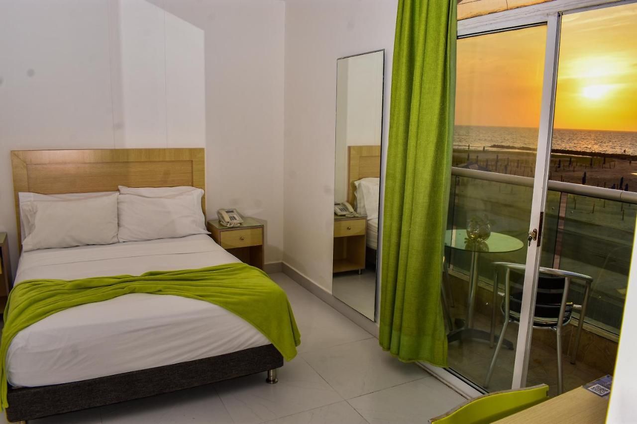 Isla Capri Hotel 3*