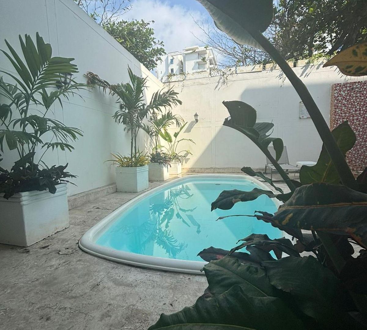 Isla Capri Hotel