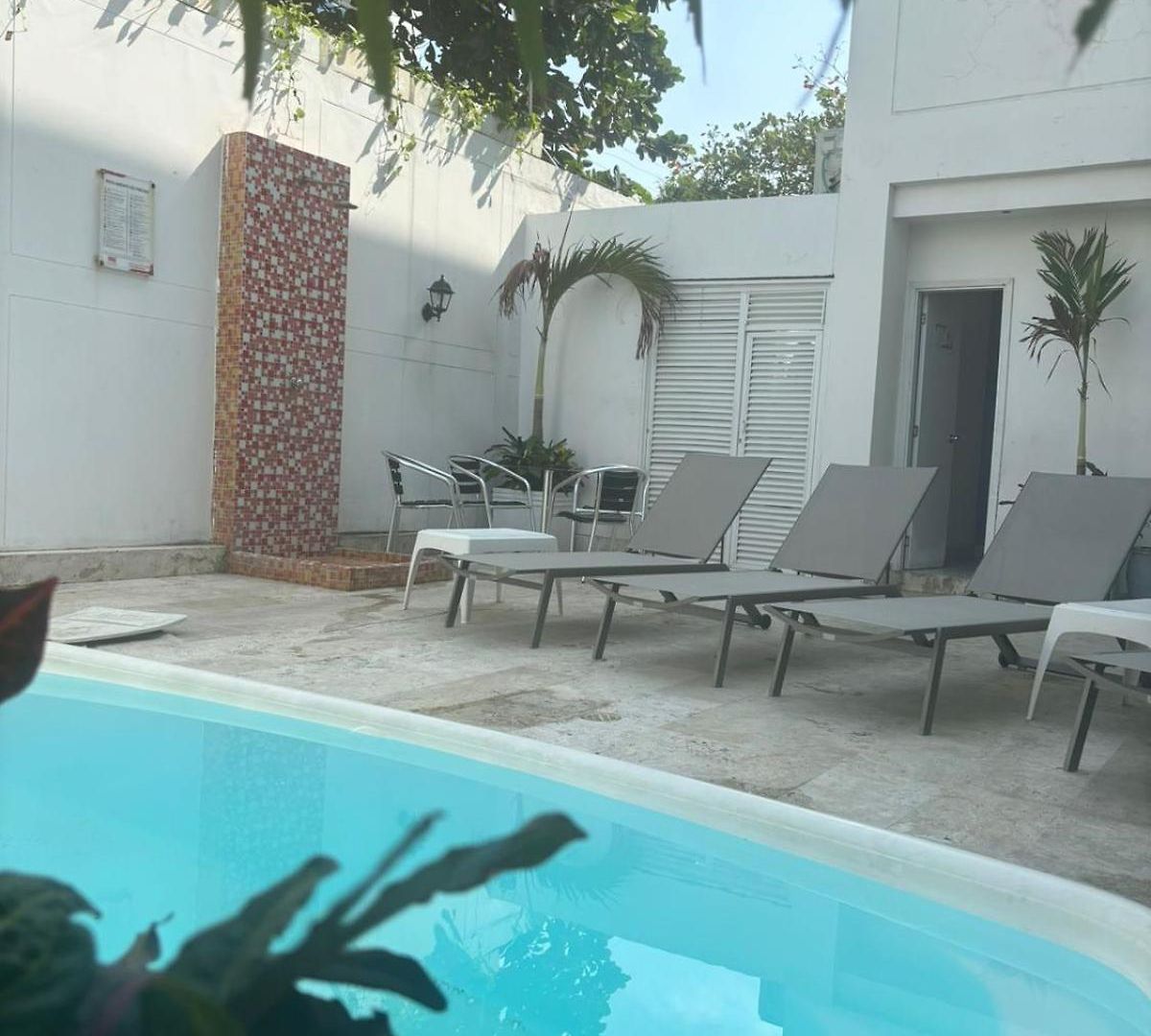 Isla Capri Hotel 3*