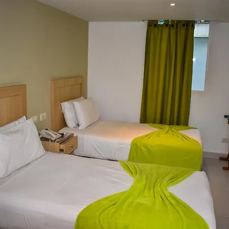 Hotel Isla Capri 3*