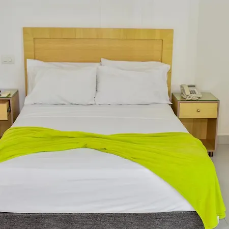 Isla Capri Hotel 3*