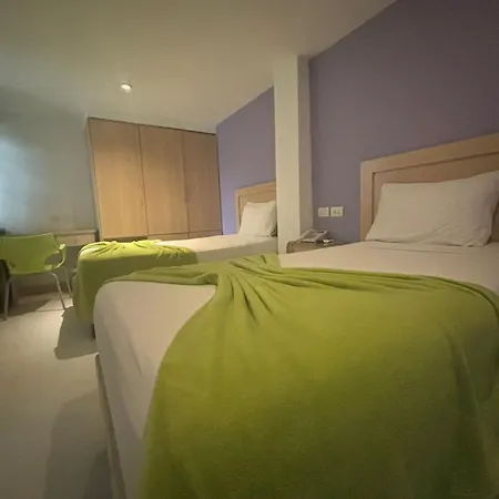 Hotel Isla Capri 3*