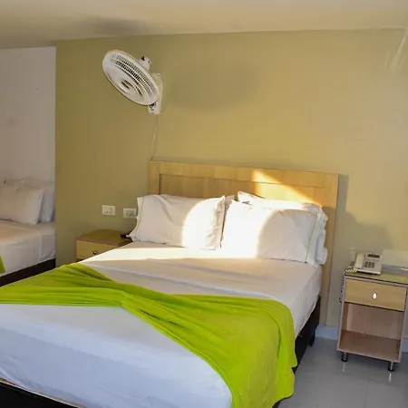 Isla Capri Hotel