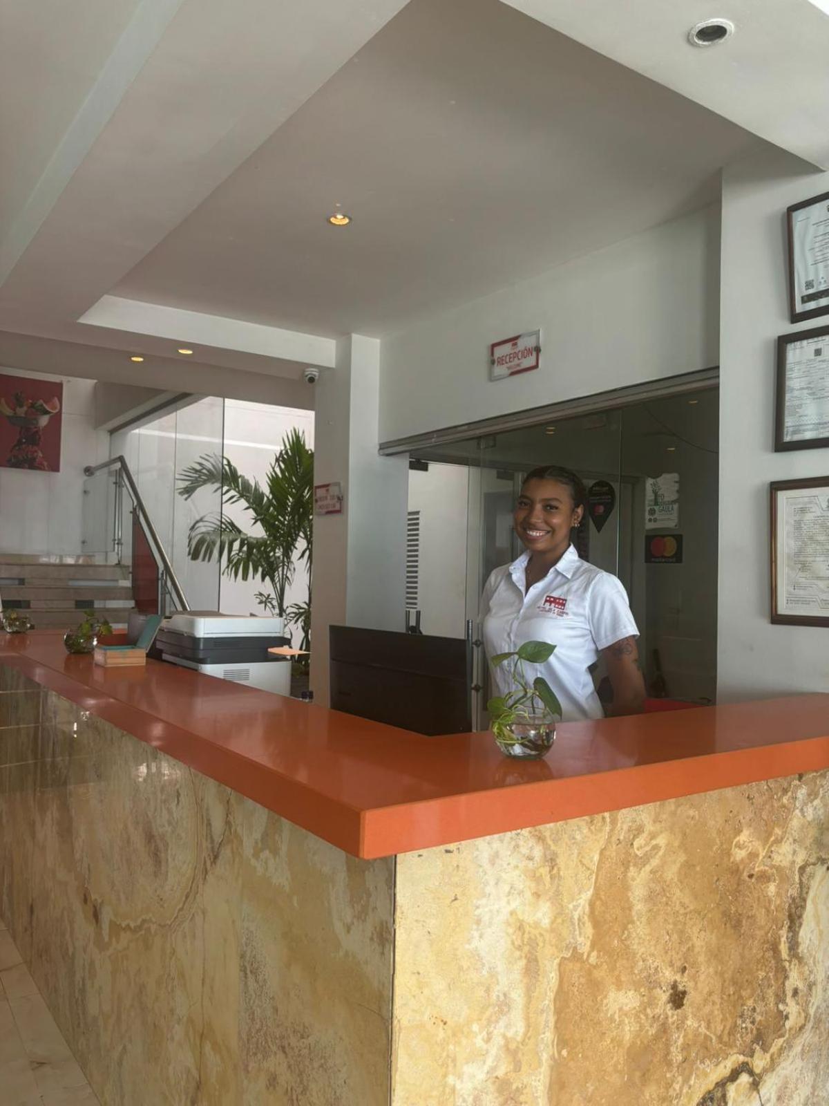 Isla Capri Hotel